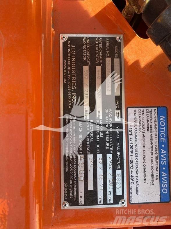 JLG T500J Trailer mounted platforms