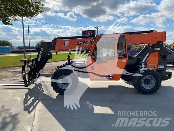 SkyTrak 6042 Telescopic handlers