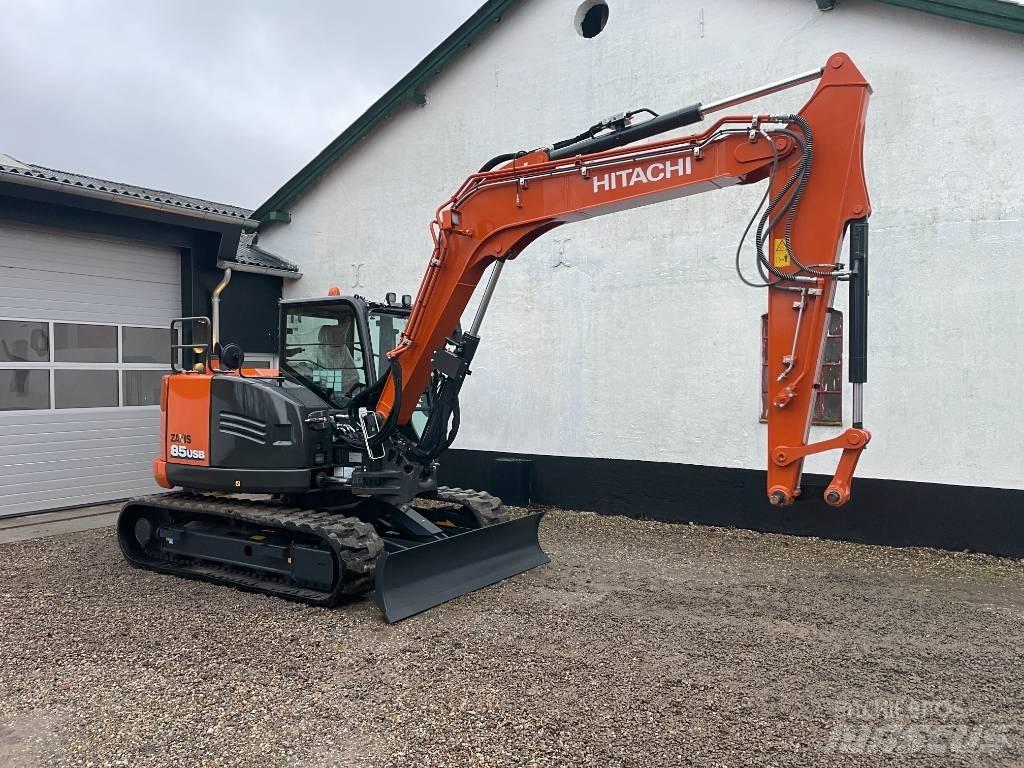 Hitachi ZX 85 Mini excavators  7t - 12t