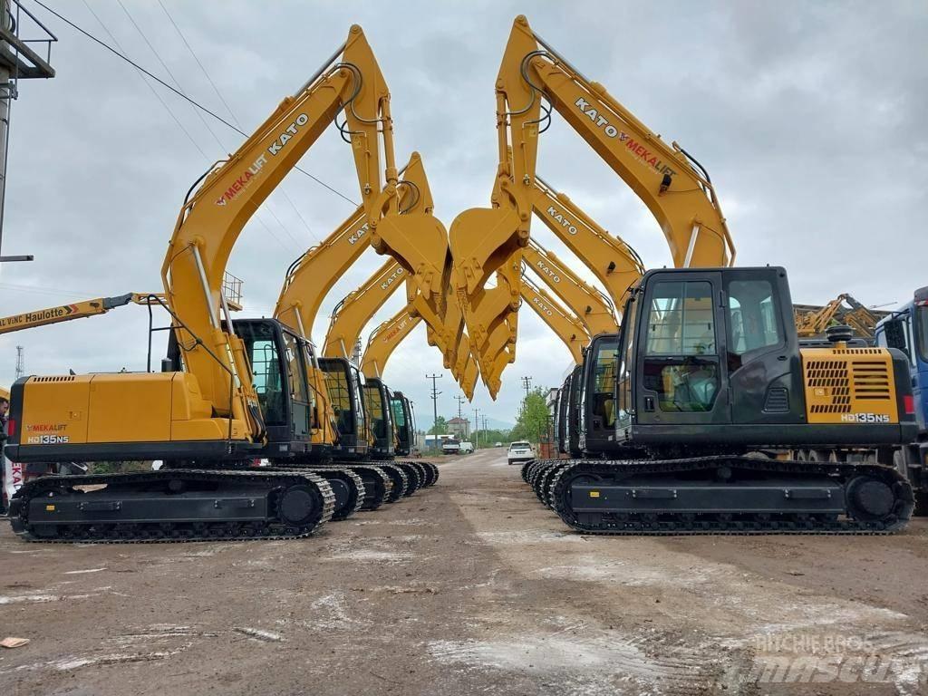 Kato 135 NS Crawler excavators