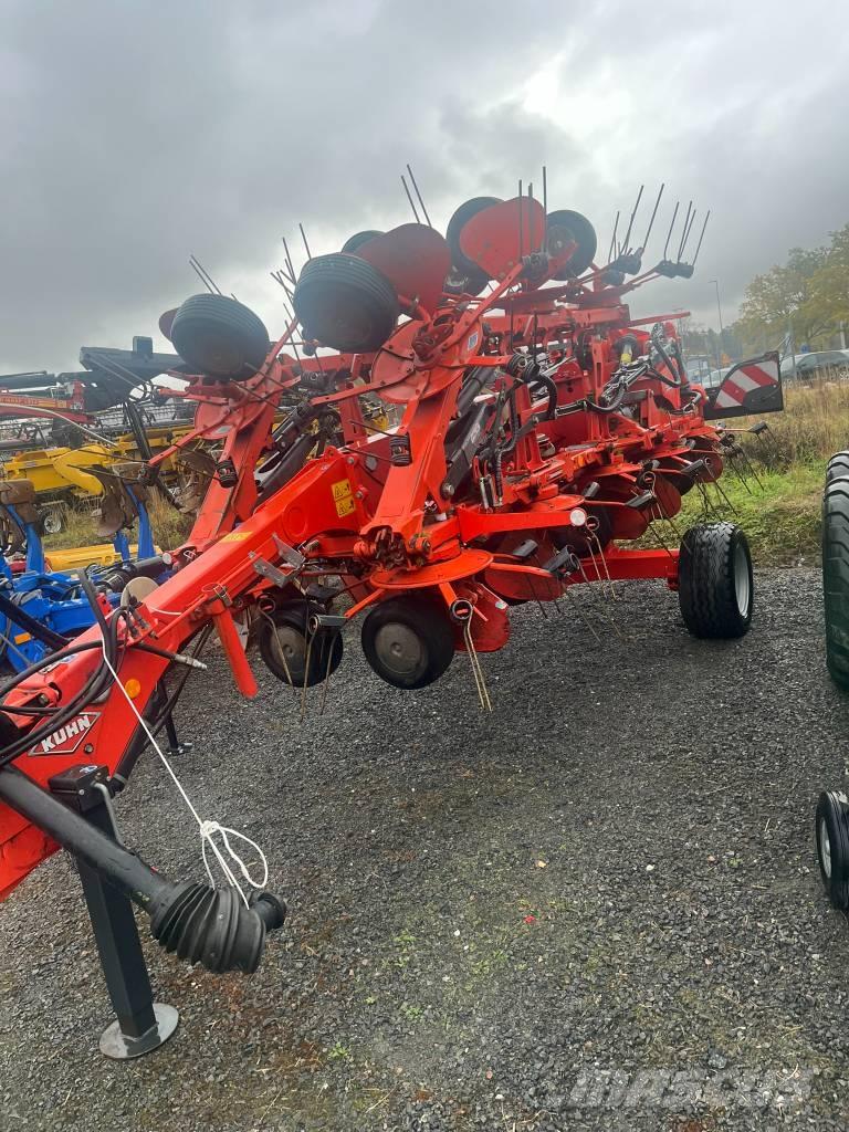 Kuhn GF 17012 Rakes and tedders