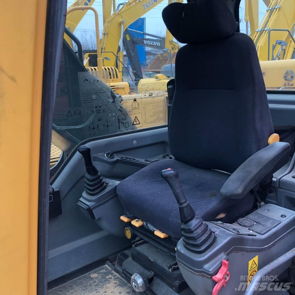 Volvo EC210B Crawler excavators