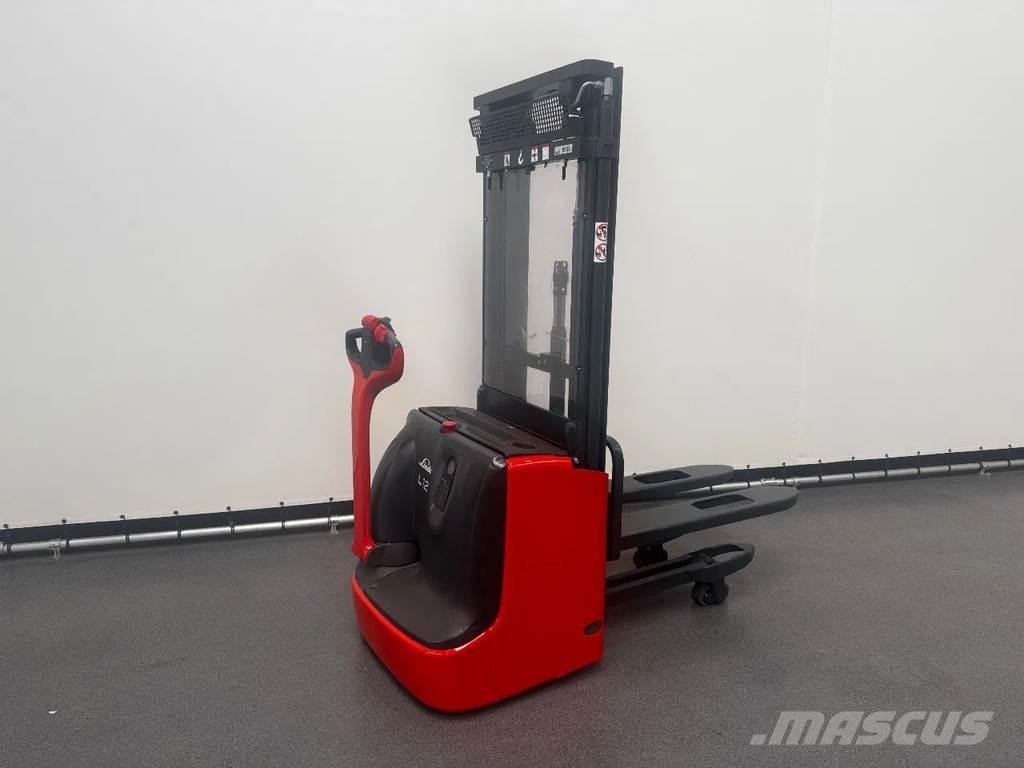 Linde L 12 I Pedestrian stacker