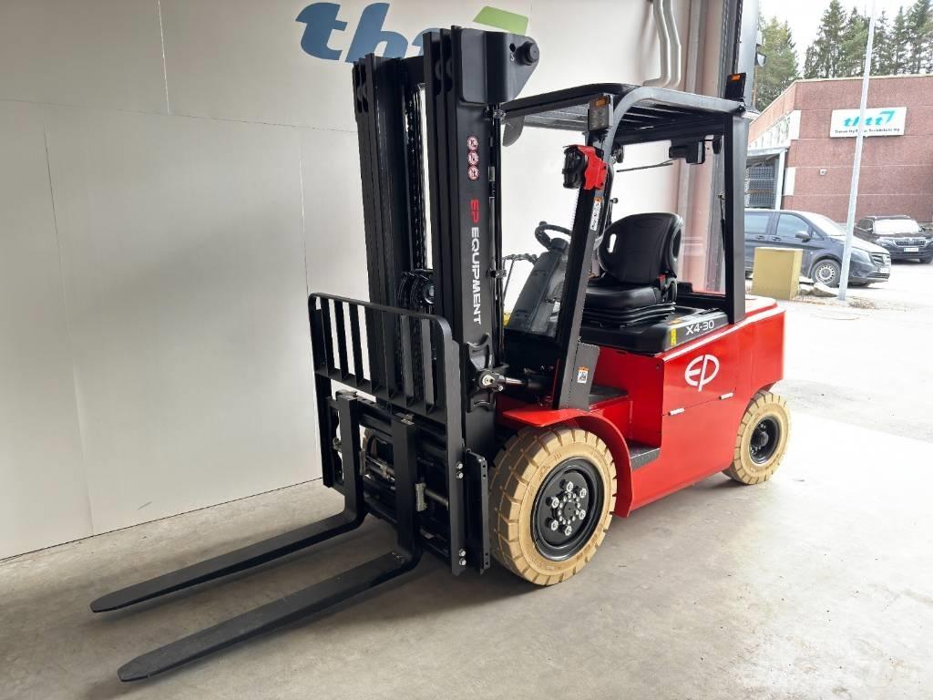 EP EFL302X4 Electric forklift trucks
