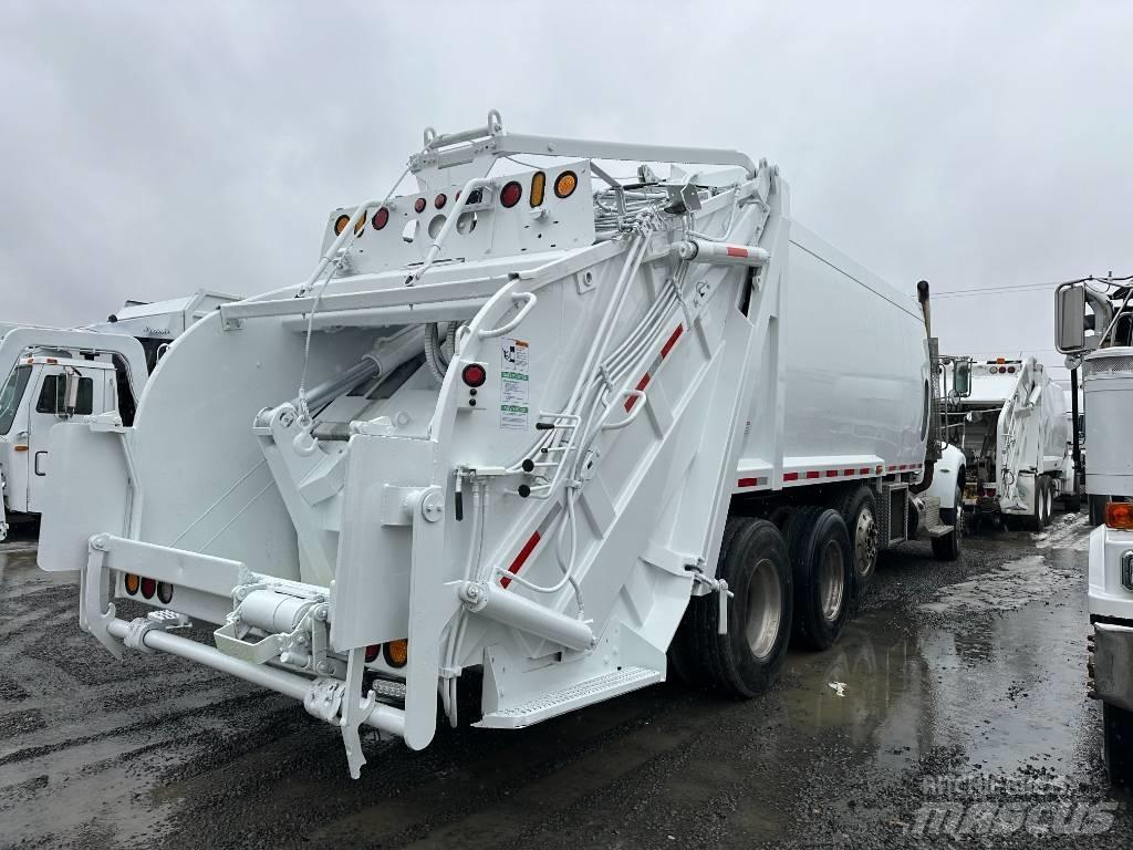 Peterbilt 382 Waste trucks