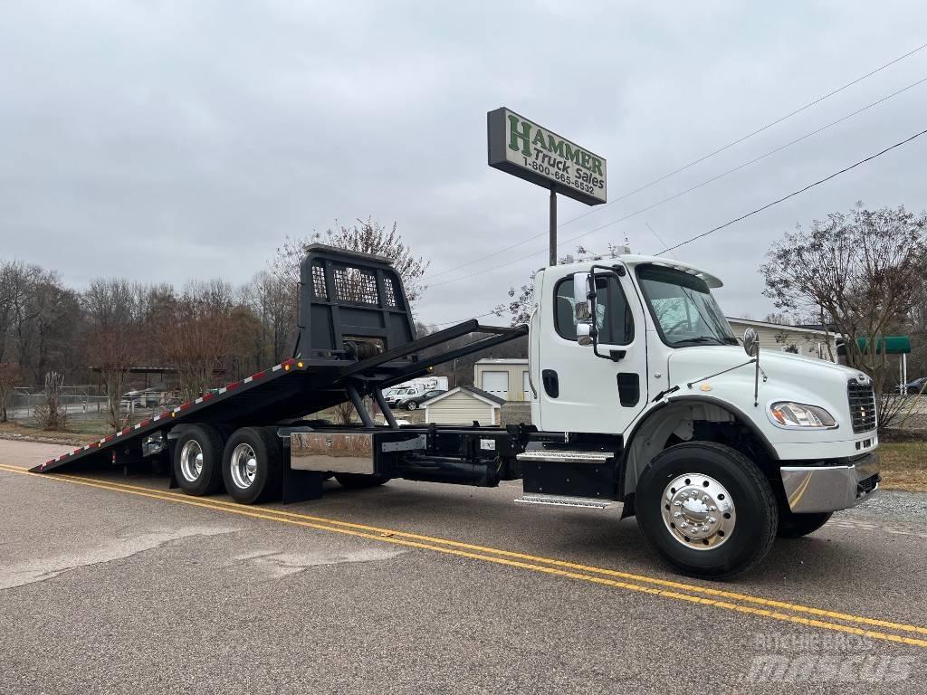 Freightliner M2 Recovery vehicles