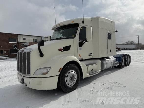 Peterbilt 579 Prime Movers