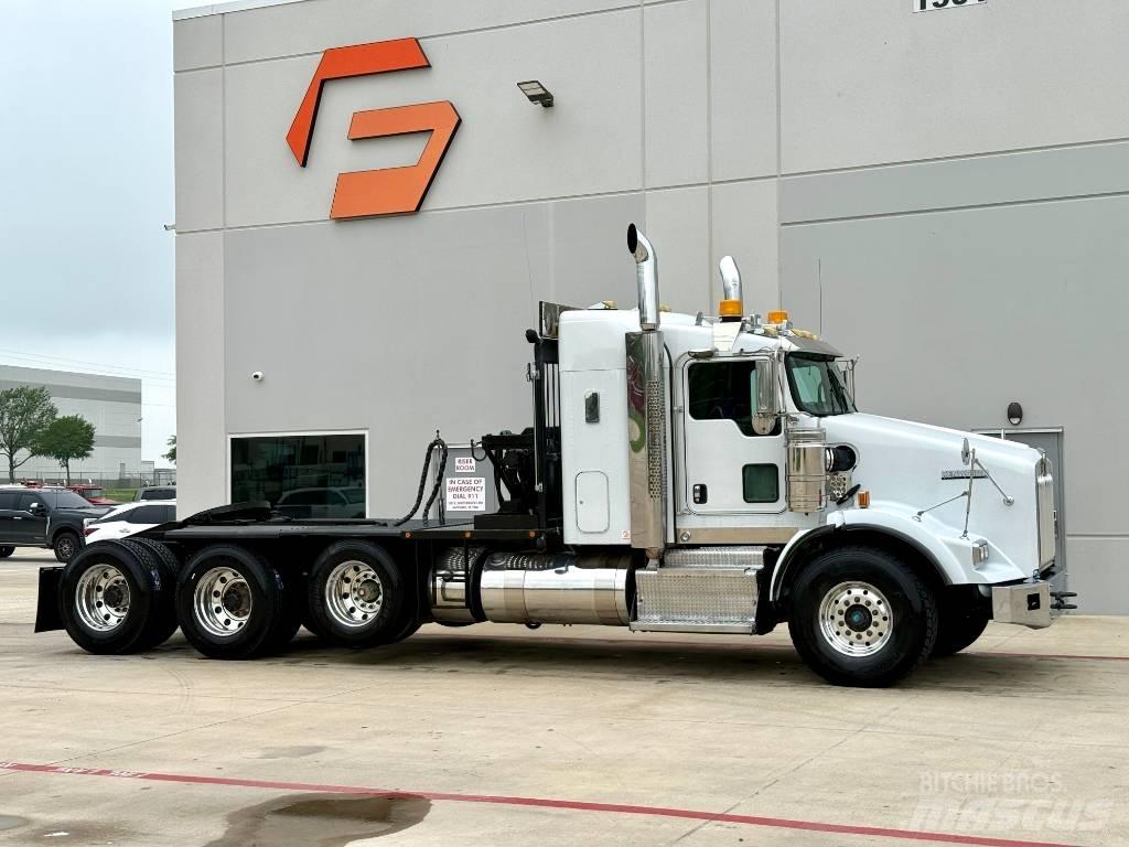 Kenworth T 800 Prime Movers