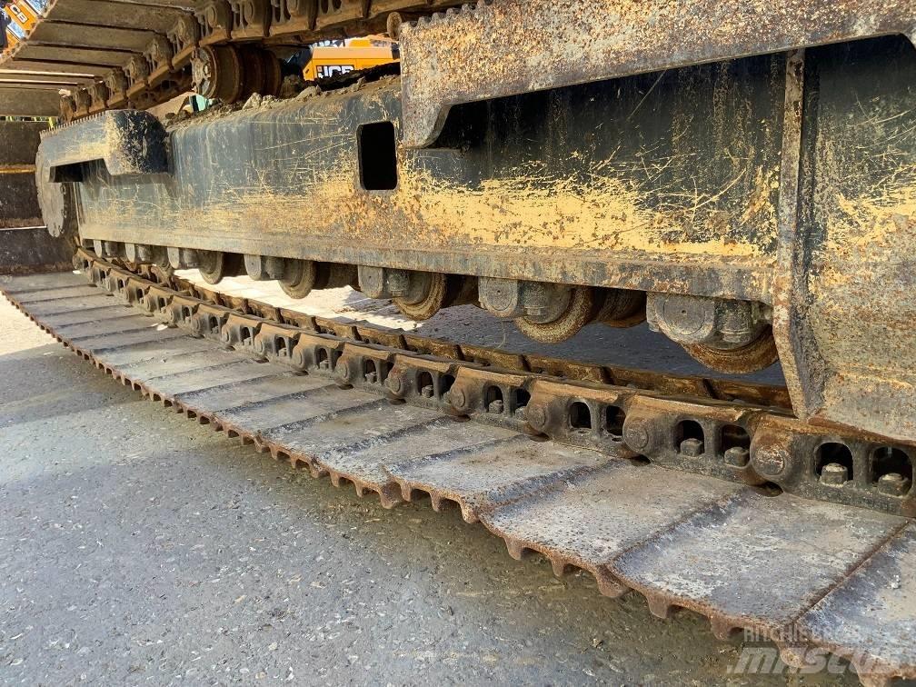 JCB 140X LC Crawler excavators