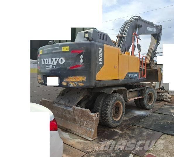 Volvo EW 205E Wheeled excavators