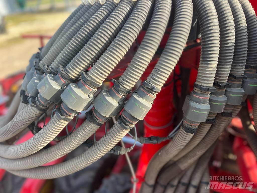 Väderstad Spirit800C Drills