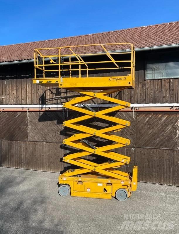 Haulotte Compact 12 Scissor lifts