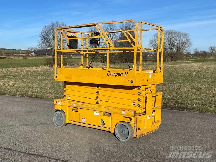 Haulotte Compact 12 Scissor lifts