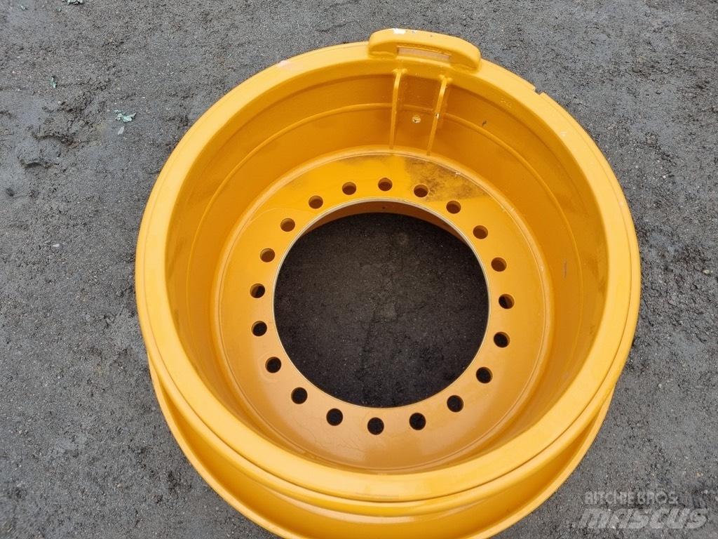 CASE 921 E rims Tyres, wheels and rims