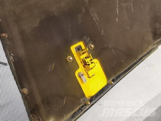 JCB 540-70 mask Cabins and interior