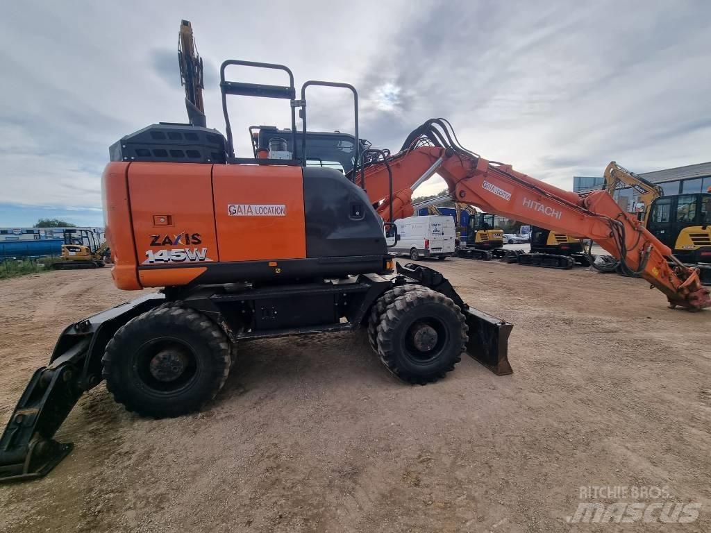 Hitachi ZX145W Wheeled excavators