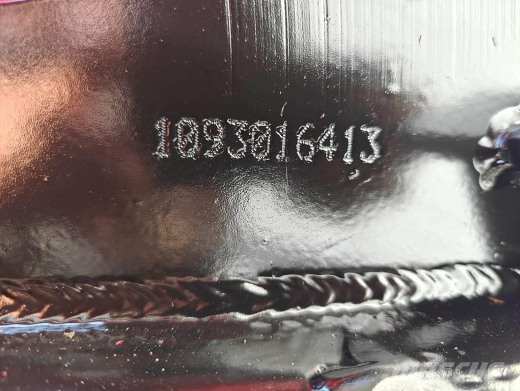 Komatsu C 93 Harvester heads