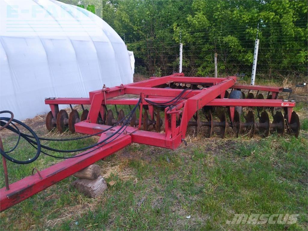 Case IH 5.2 Disc harrows