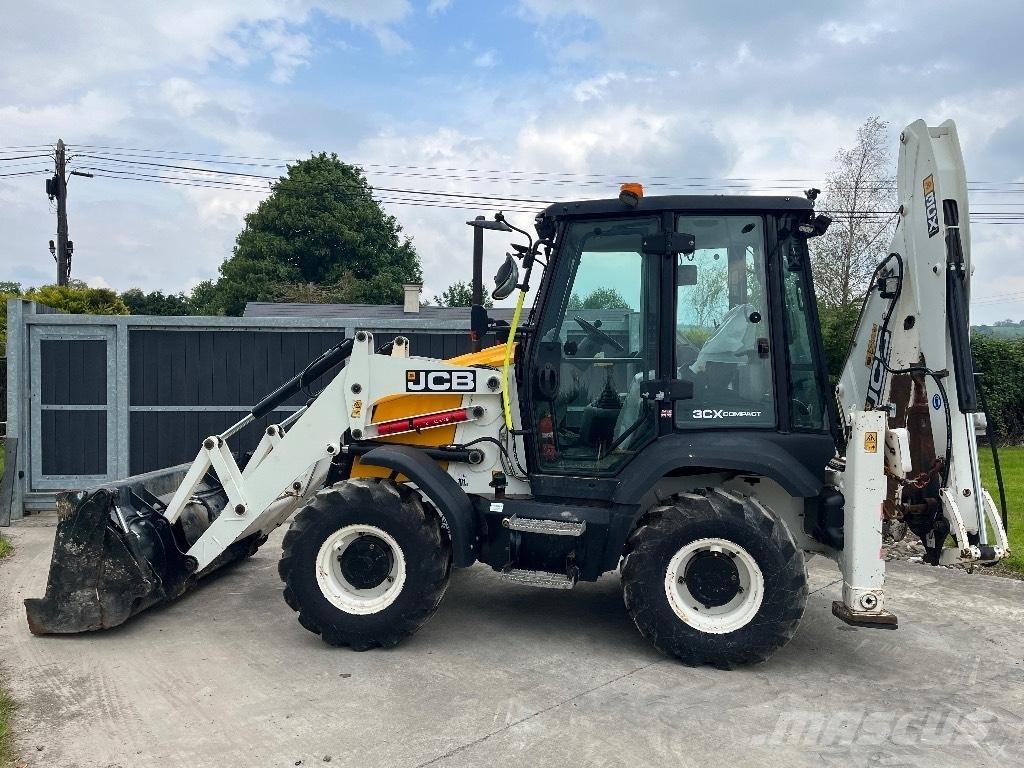 JCB 3CX Compact Backhoe