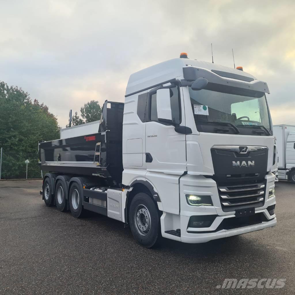 MAN TGX 35.510 8x4-4 Tipper trucks