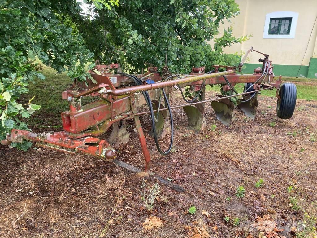 Rába 5 fejes eke Chisel ploughs