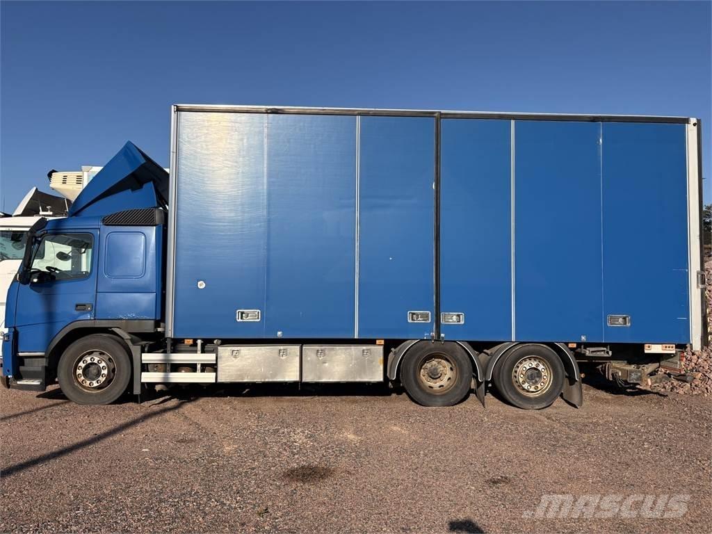Volvo FM330 6x2 Box trucks