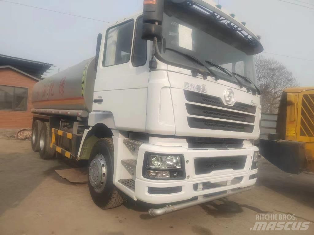 Shacman F3000 6X4 Water bowser