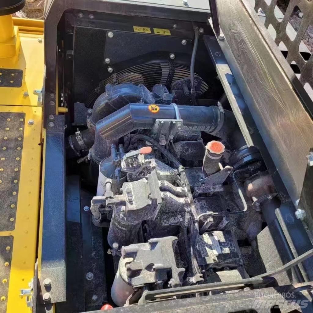 Komatsu PC 450 Crawler excavators