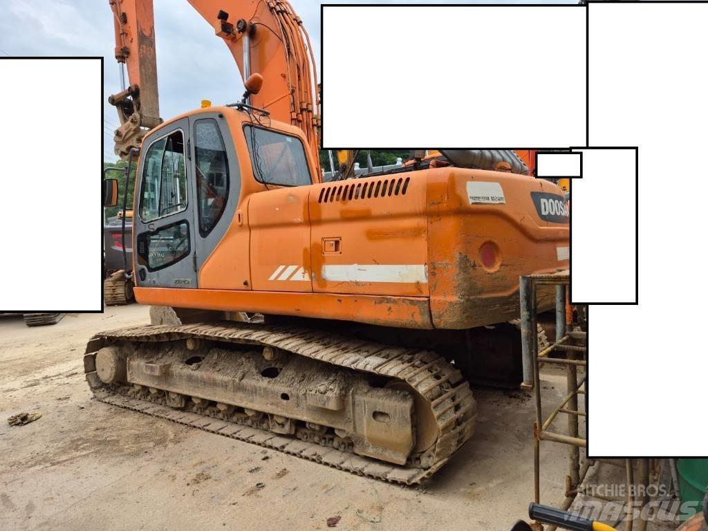 Doosan DX 220 LC-9 Mini excavators  7t - 12t