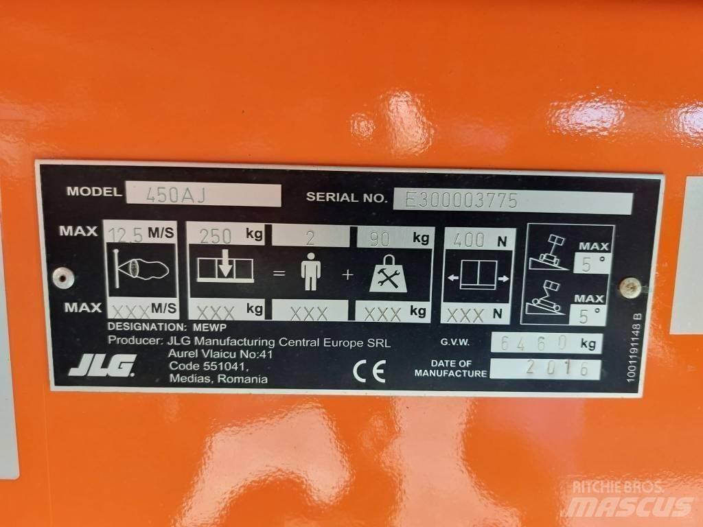 JLG 450 AJ Articulated boom lifts