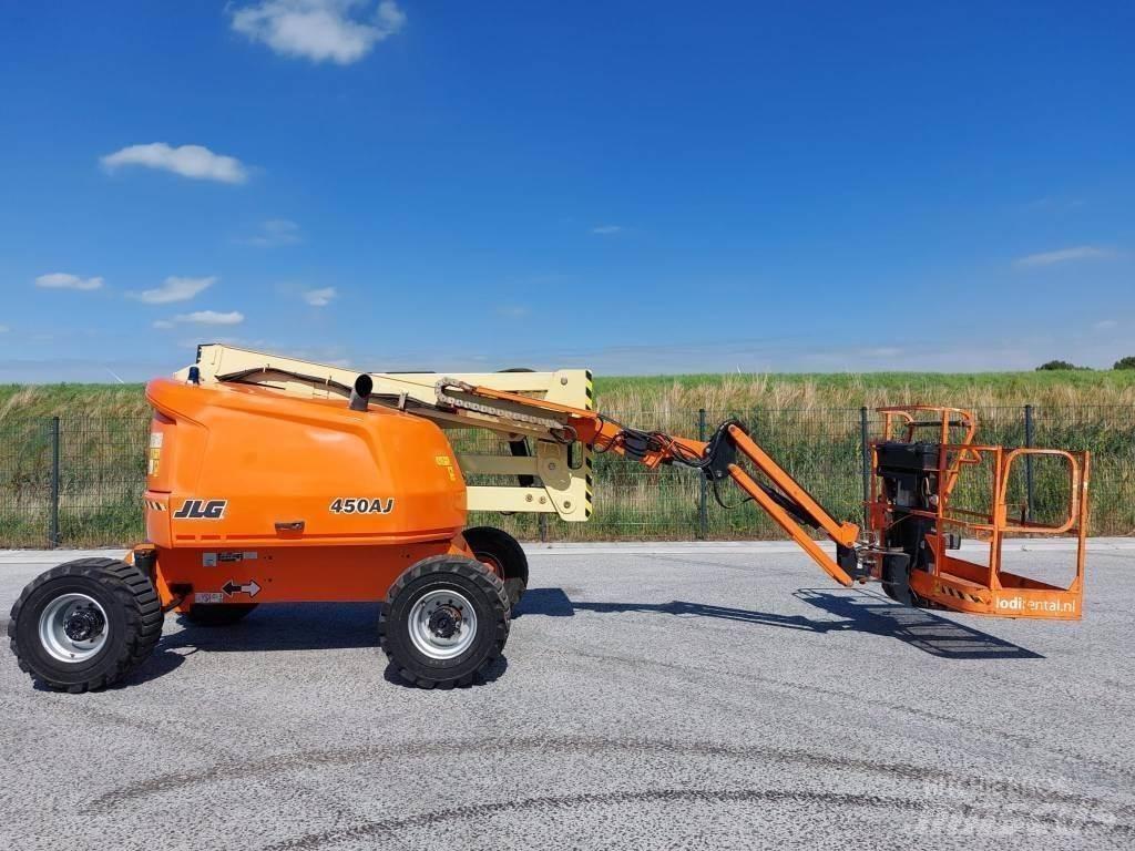 JLG 450 AJ Articulated boom lifts