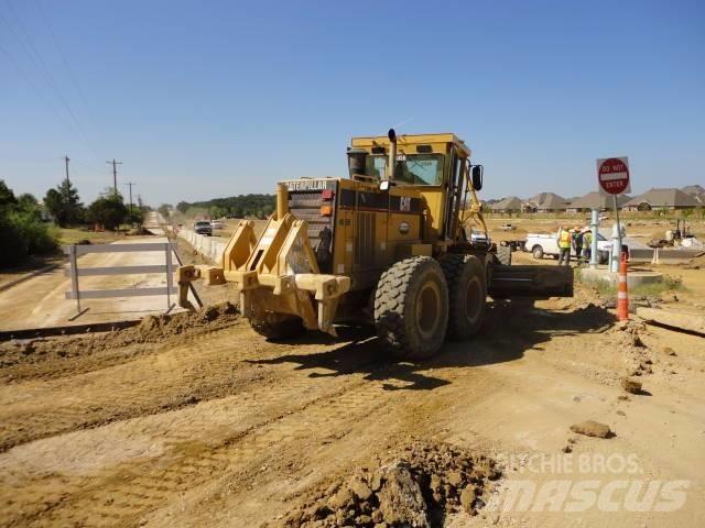 CAT 140H Graders