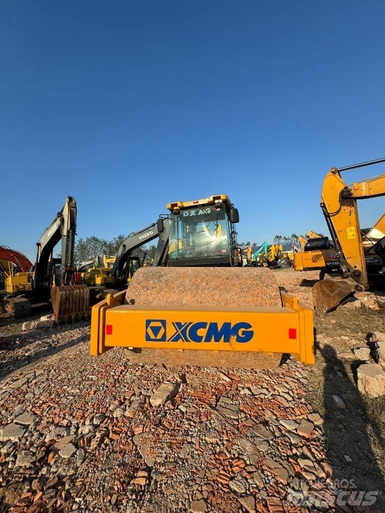 XCMG XS 263 J Single drum rollers