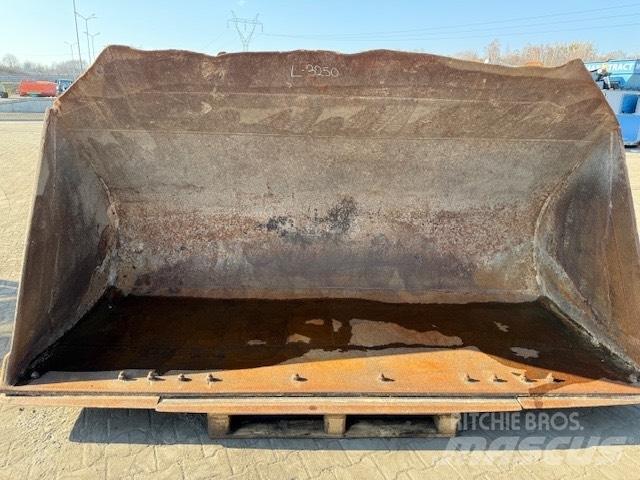 Doosan DL 400 Buckets