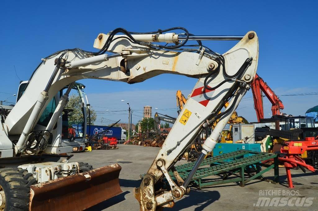 CASE WX 145 Wheeled excavators