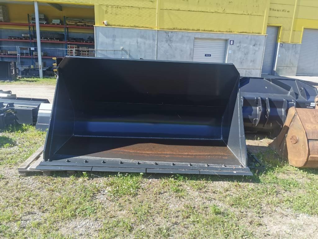 Komatsu WA470 Buckets