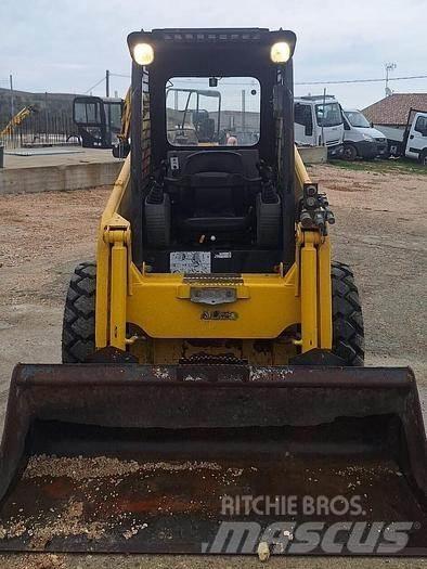 Komatsu SK815 Mini loaders