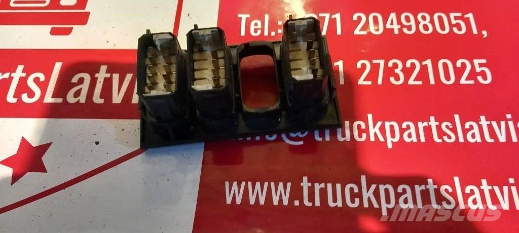 Scania R 420.   1741914 Cabins and interior