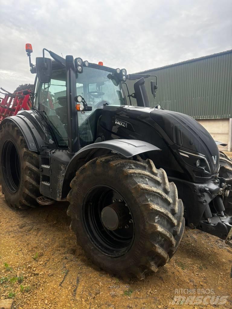 Valtra T 254 V Tractors