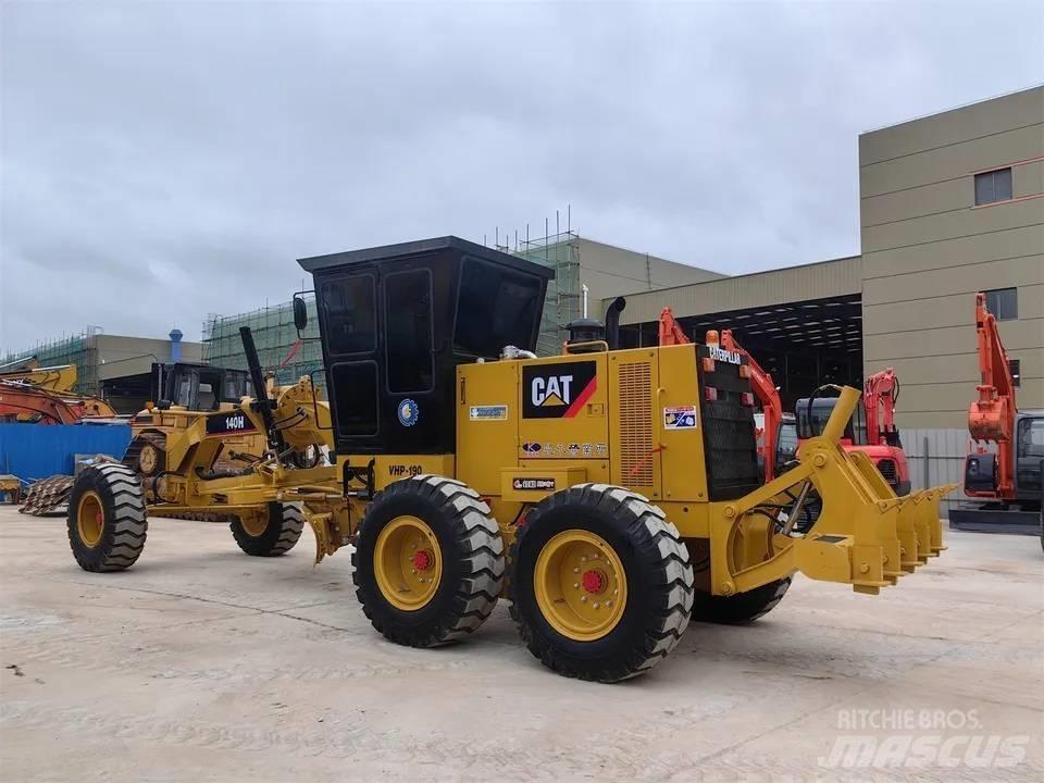 CAT 140 H Graders