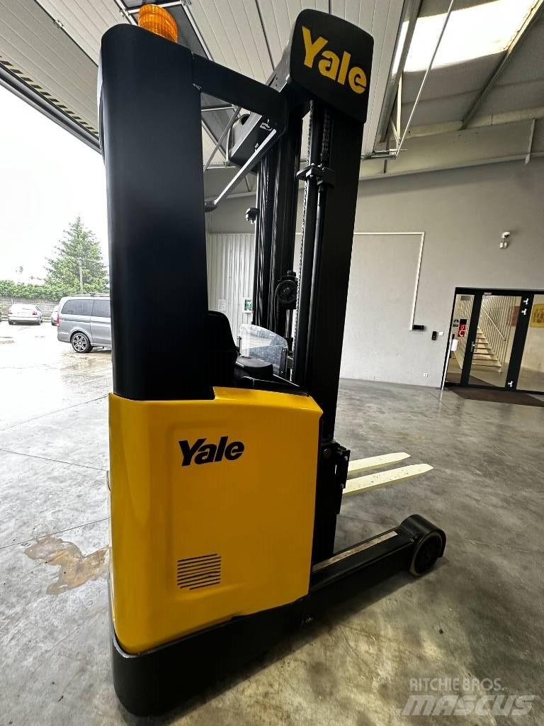 Yale MR16 Reach truck