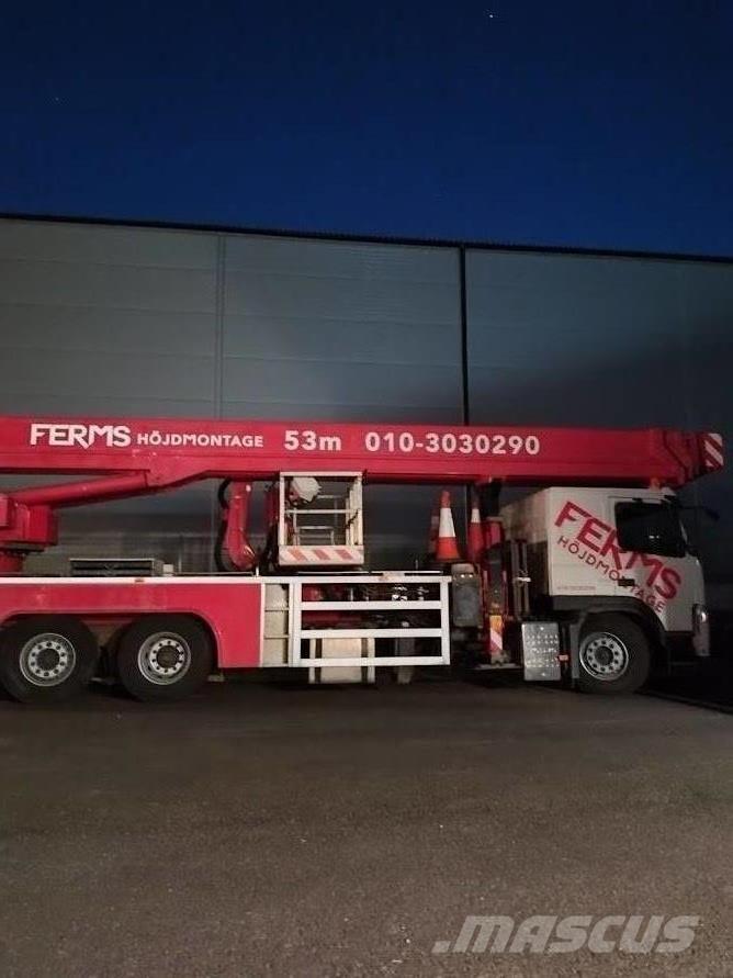 Bronto Bronto S53XTD Truck mounted platforms