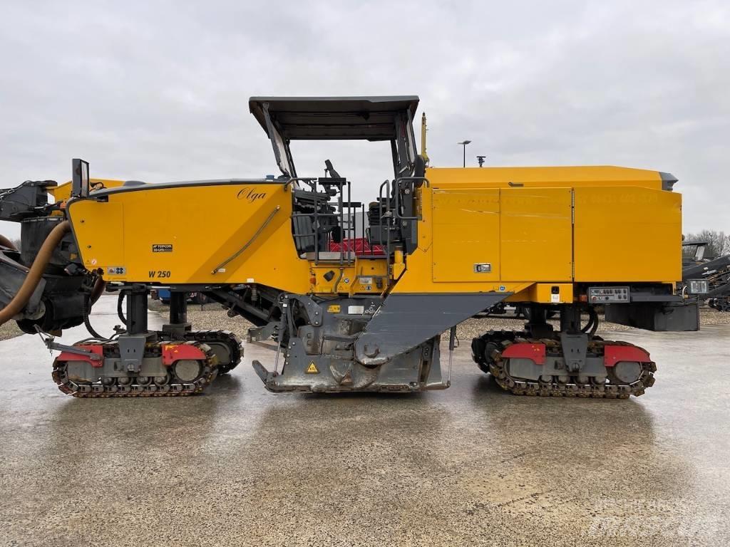 Wirtgen W250 Asphalt cold milling machines