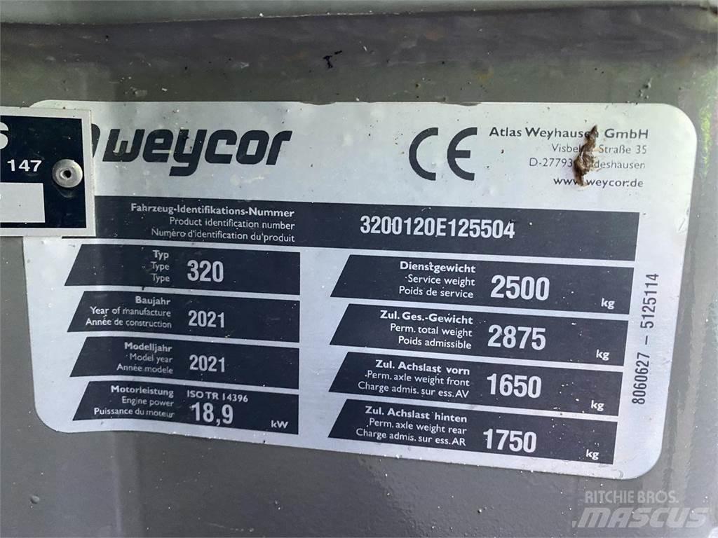 Weycor AR320 Cab Multi-purpose loaders