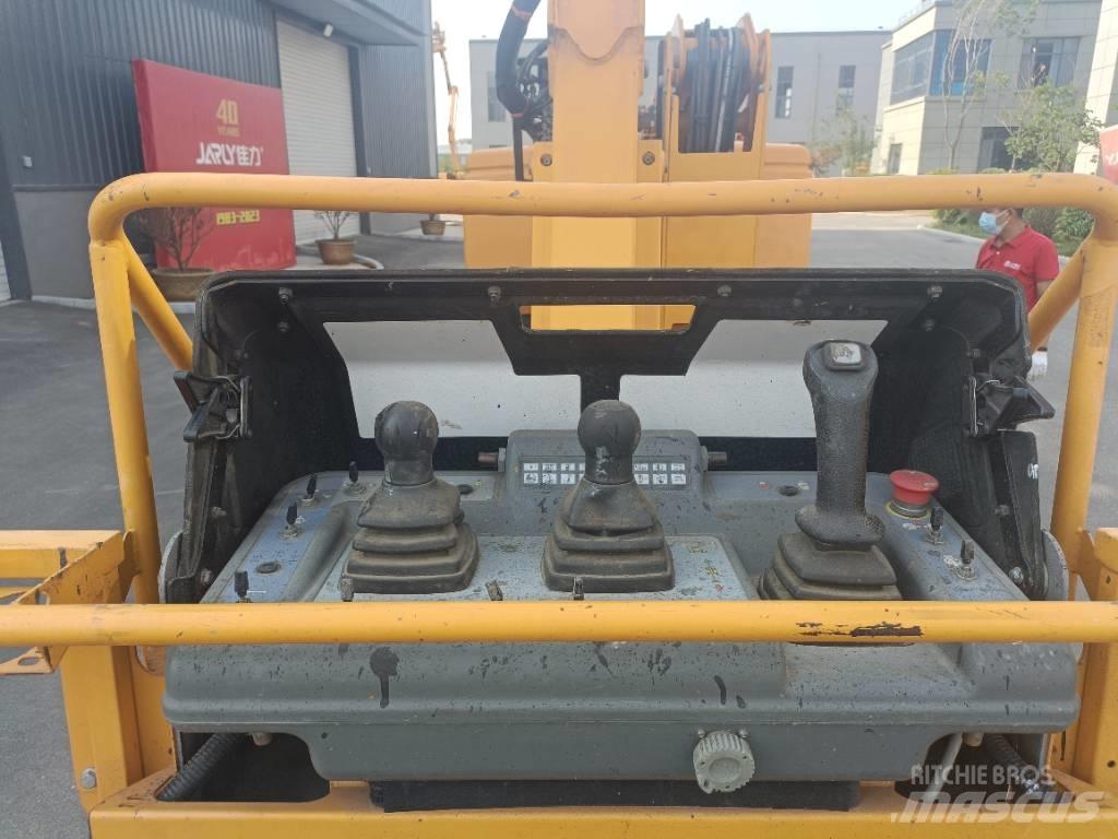 Haulotte HA16RTJ Articulated boom lifts