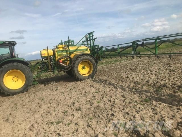 John Deere 624 Self-propelled sprayers