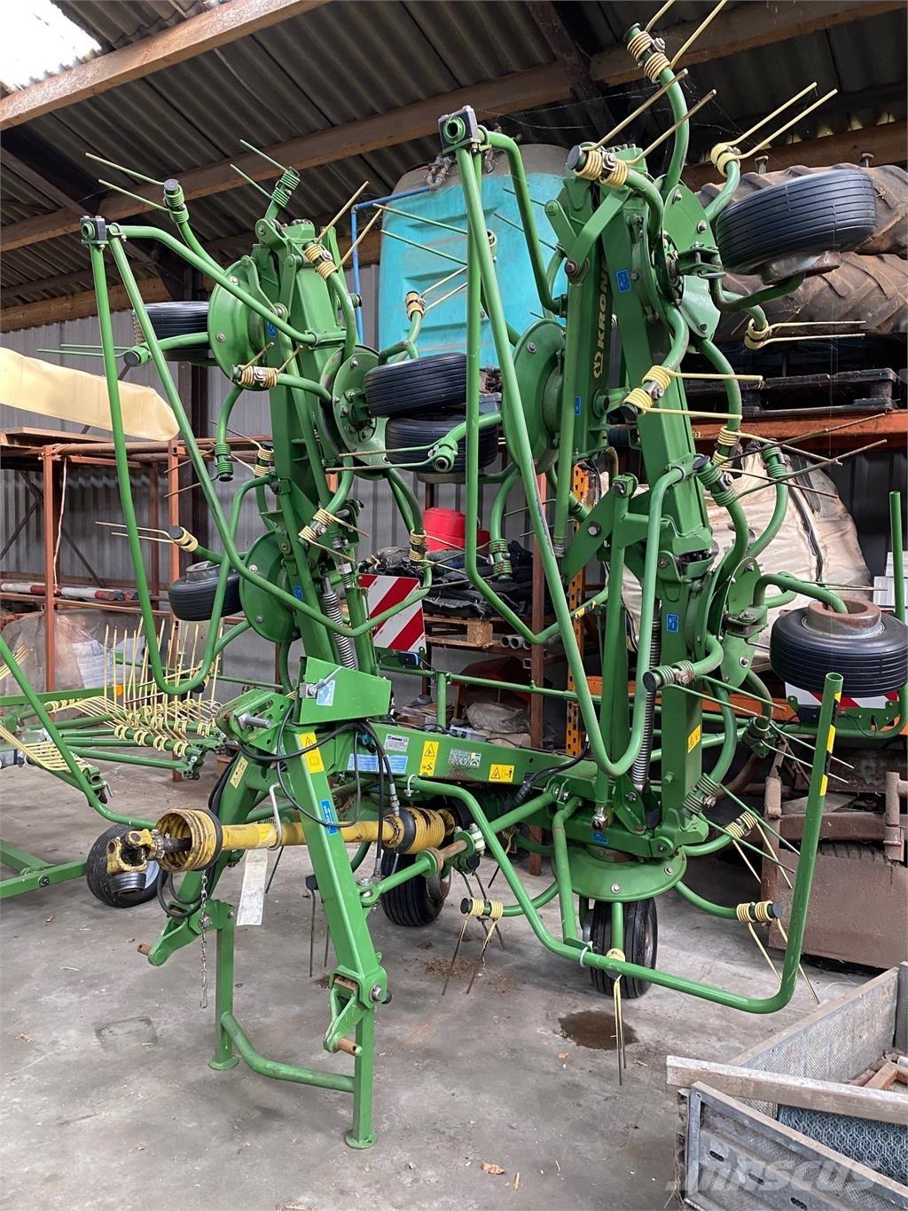 Krone KW 8.82 Rakes and tedders
