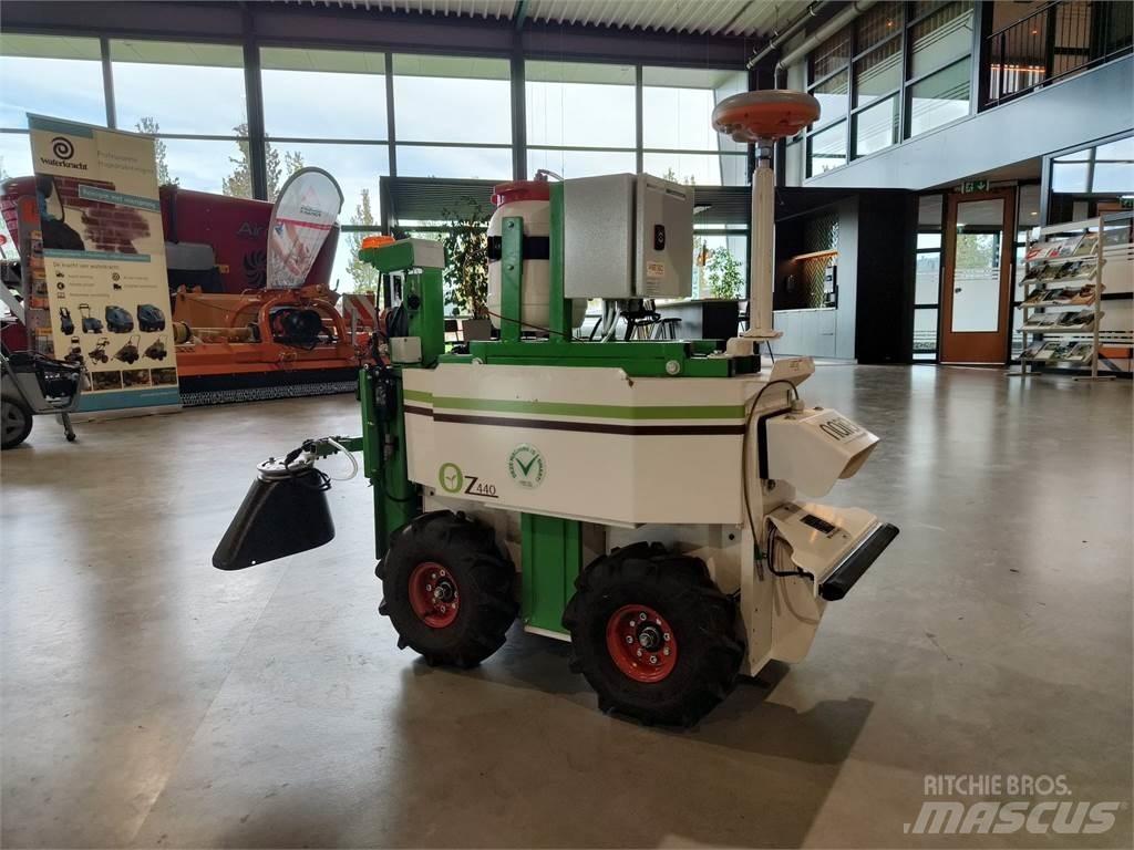  Naio OZ Robot Farm machinery