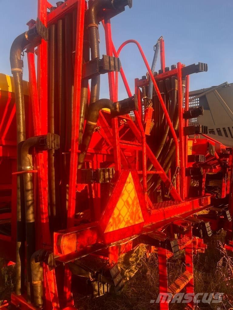 Överum 4012 Mineral spreaders