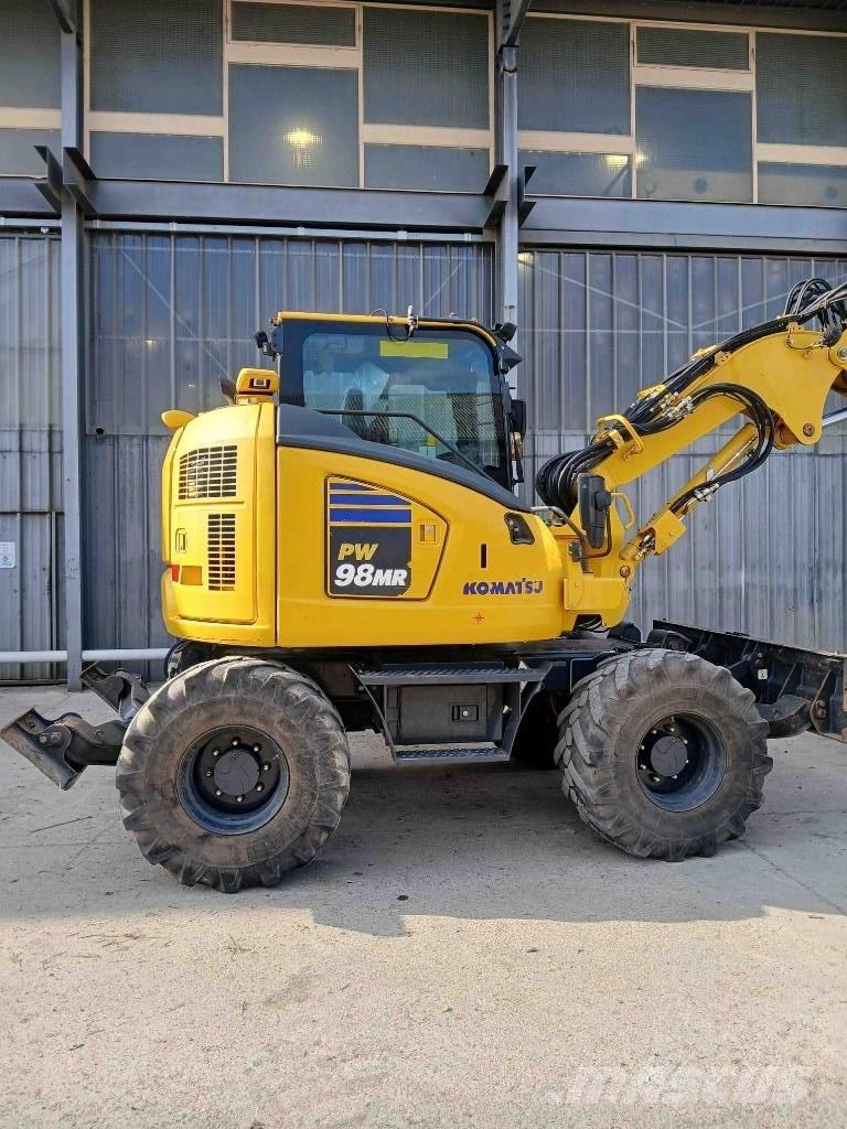 Komatsu PW 98 MR-11 Wheeled excavators
